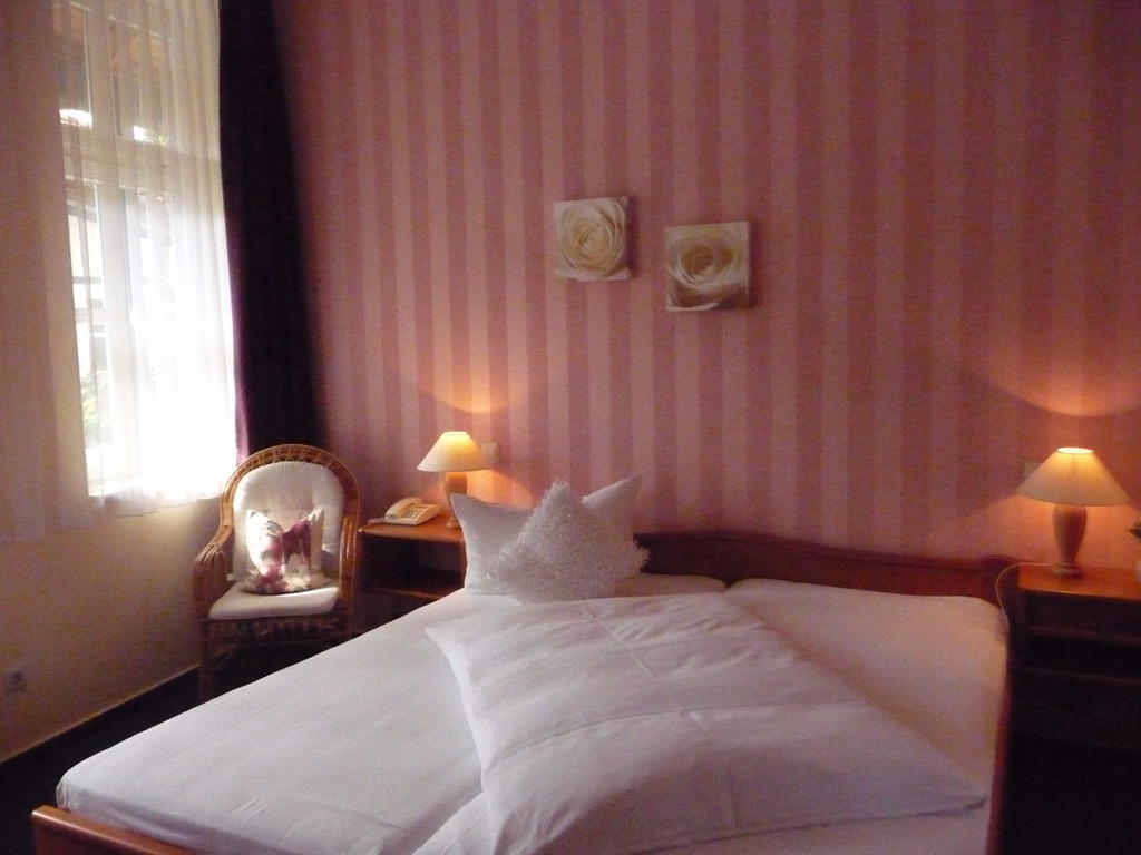 Hotel Am Grudenberg Halberstadt Oda fotoğraf
