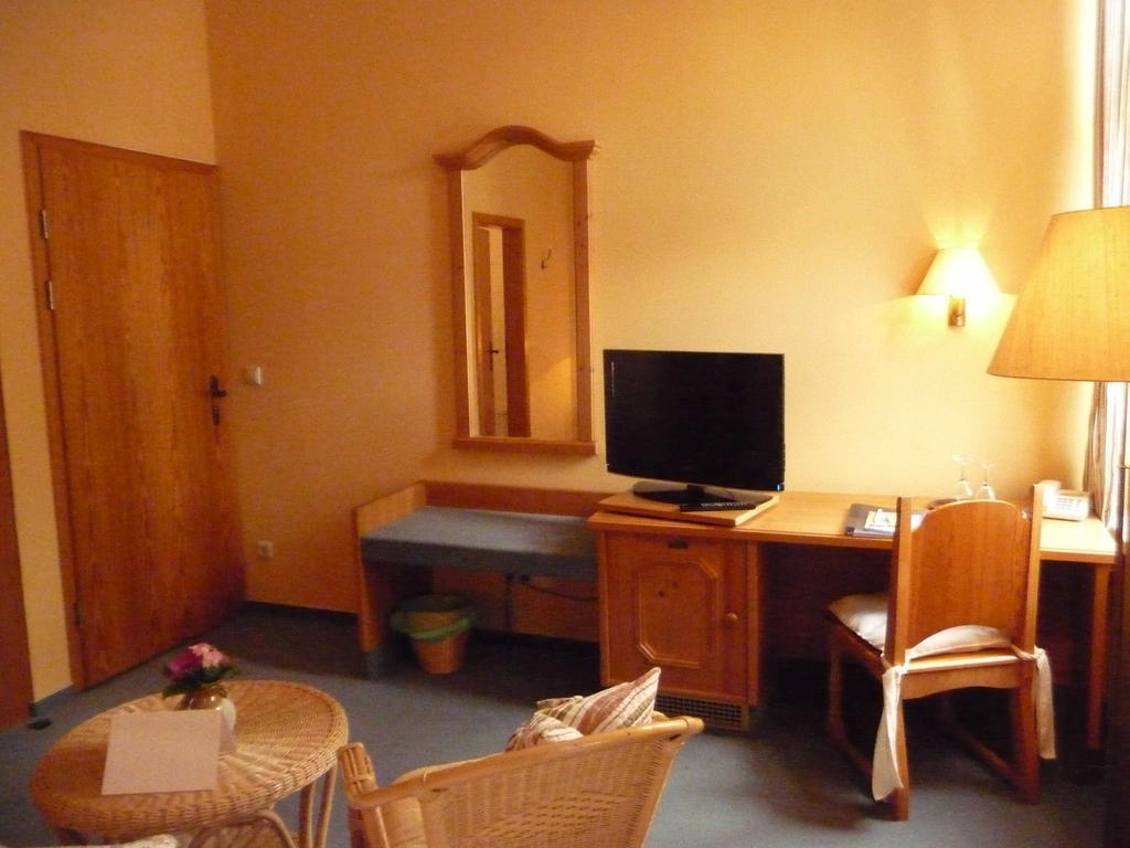 Hotel Am Grudenberg Halberstadt Oda fotoğraf