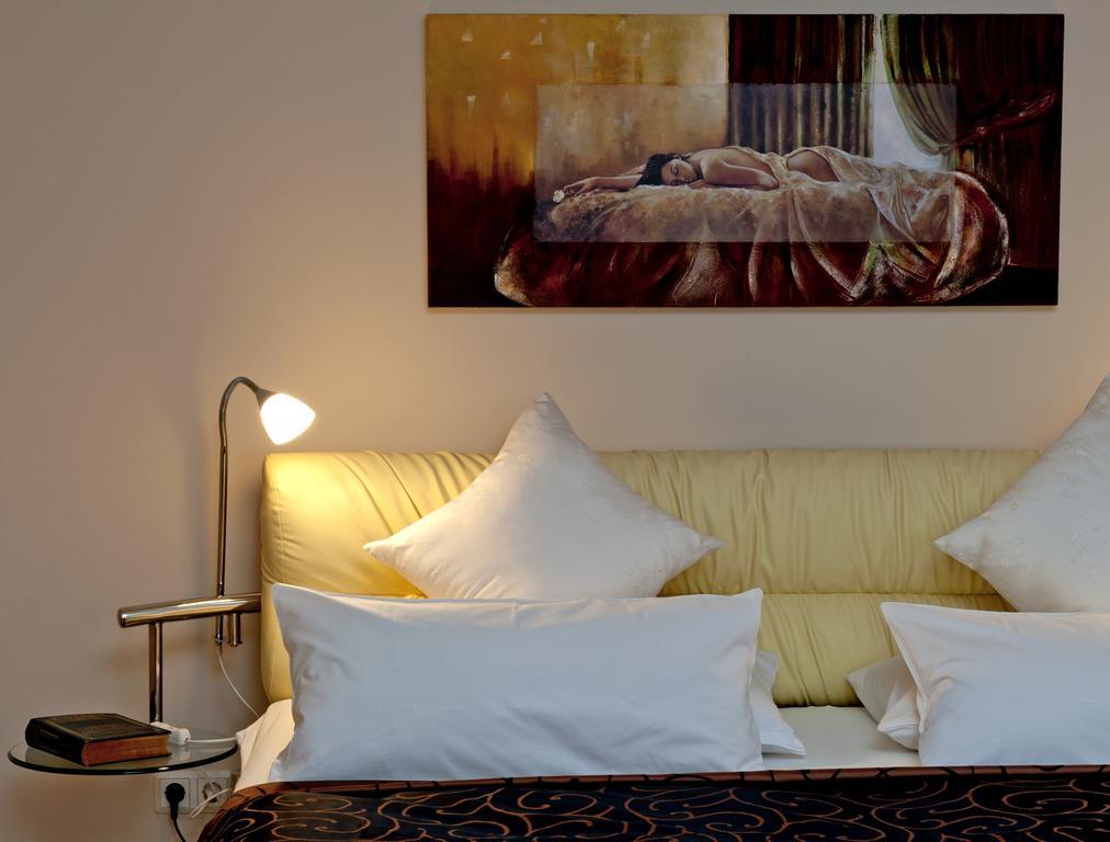 Hotel Am Grudenberg Halberstadt Oda fotoğraf